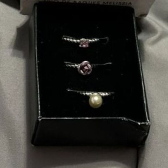 Avon Melissa 3 Piece Ring Set - Size 10 - Picture 2 of 2